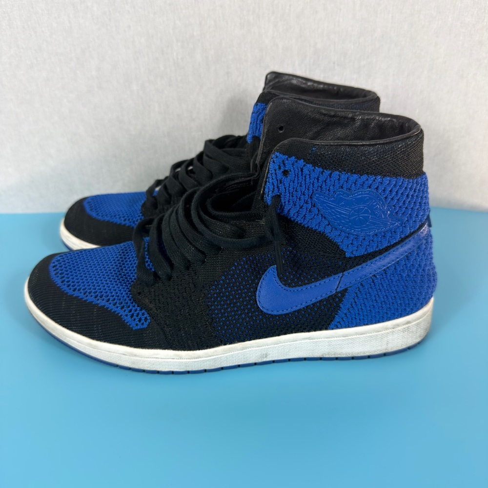 Nike Air Jordan 1 Flyknit Sneakers - Black & Blue